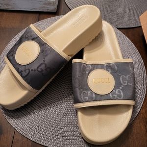 Men's Gucci Slides